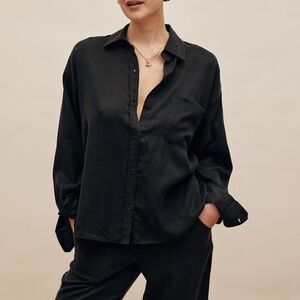 Djerf Avenue Womens black/ ash on the go button up cupro long sleeve shirt M